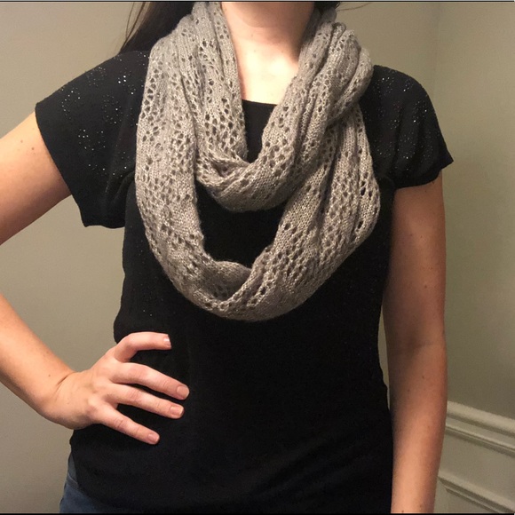 Crochet Silver Sparkle Scarf - Picture 2 of 4
